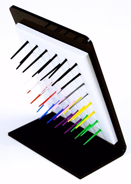 48ct XO 12G Spike Earring