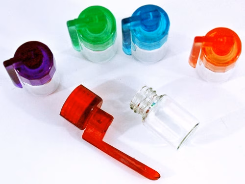 10ct Bottle And Spoon Snuff Bullet - Small AMBER