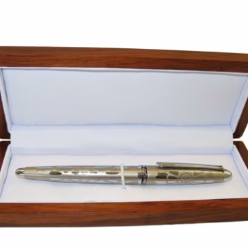 Fancy Fountain Pen With Wood Box