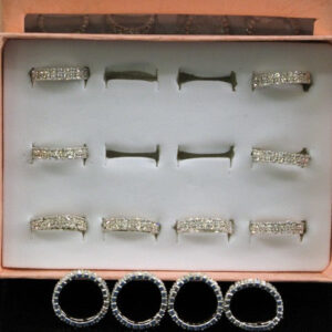 12ct Flexible One Line Stone Ring