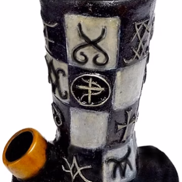 Pichincha Hand Crafted Medium Hand Pipe - Mad Hat