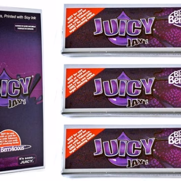 Juicy Jays Rolling Paper - Super Fine 1 1-4 Black Berrylicious