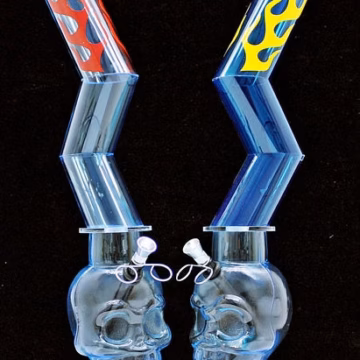 21" Acrylic Z Flame Skull Water Pipe