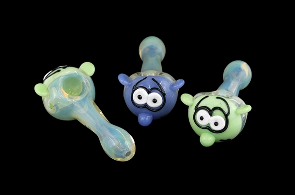 3ct 4″ Smurf Face Hand Pipe