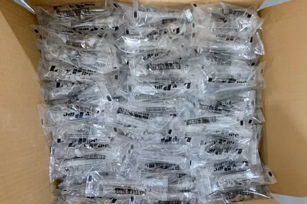 100ct 4" Love Pipe Individually Wrapped Oil Burner